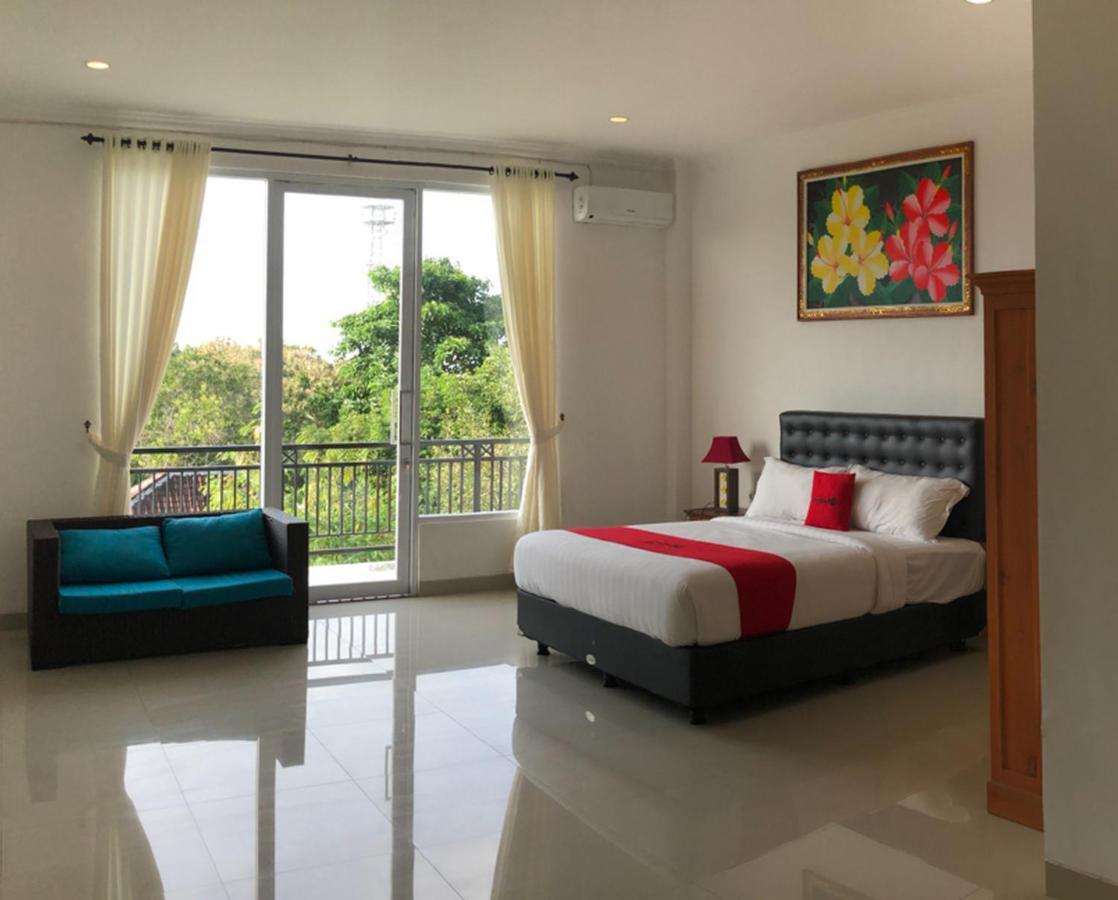 RedDoorz Plus near Dreamland Beach Jimbaran Exterior foto