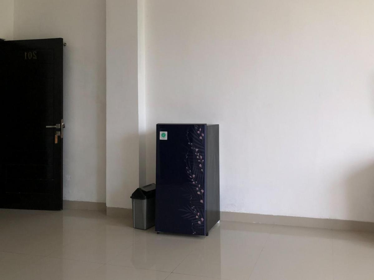 RedDoorz Plus near Dreamland Beach Jimbaran Exterior foto